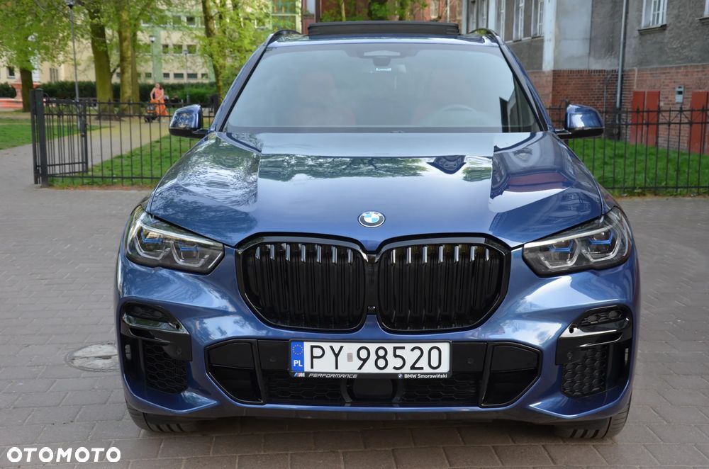 BMW X5 M M50i - 8
