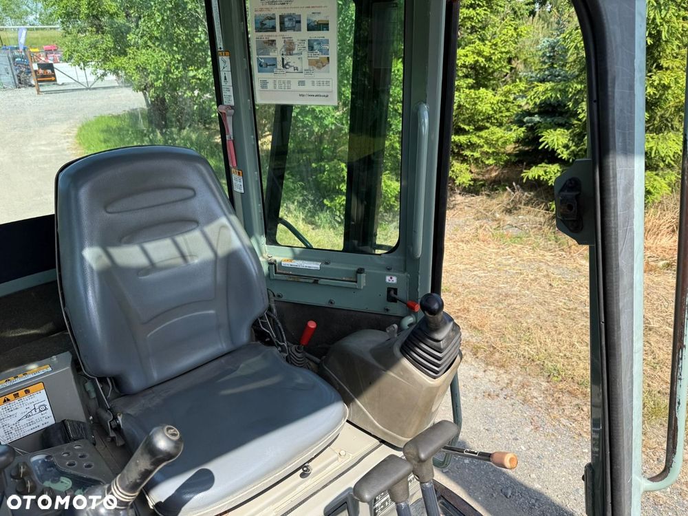 Yanmar B6-6A - 13