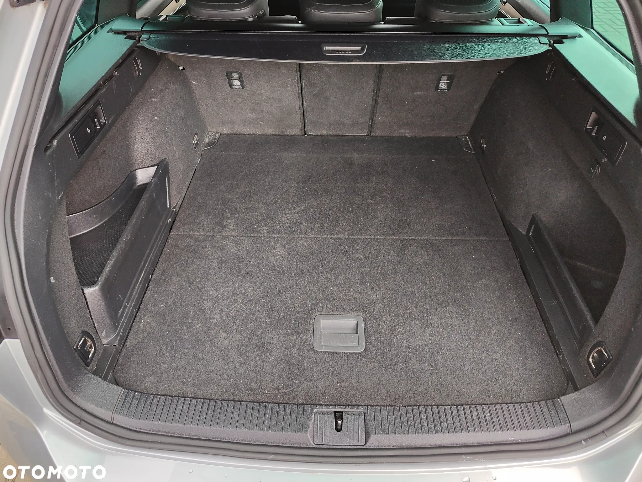 Volkswagen Passat 2.0 TDI BMT Highline - 30