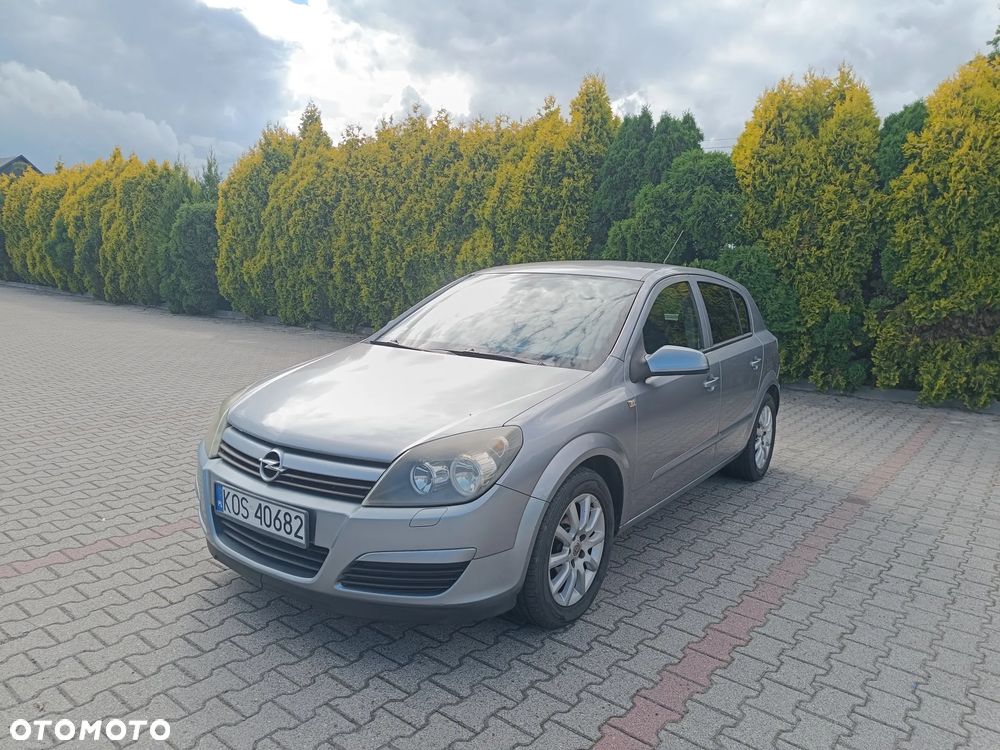 Opel Astra 1.7 CDTI Essentia - 1