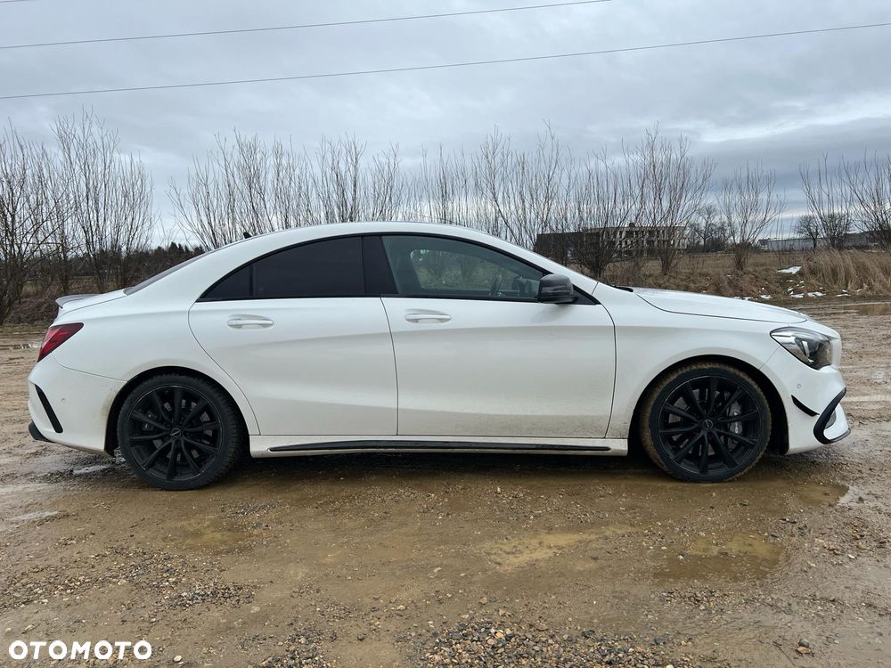 Mercedes-Benz CLA - 4