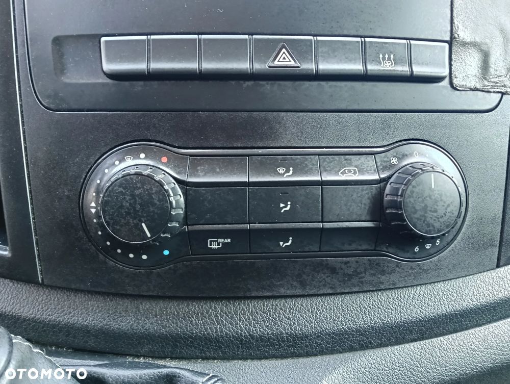 Mercedes-Benz Vito - 15