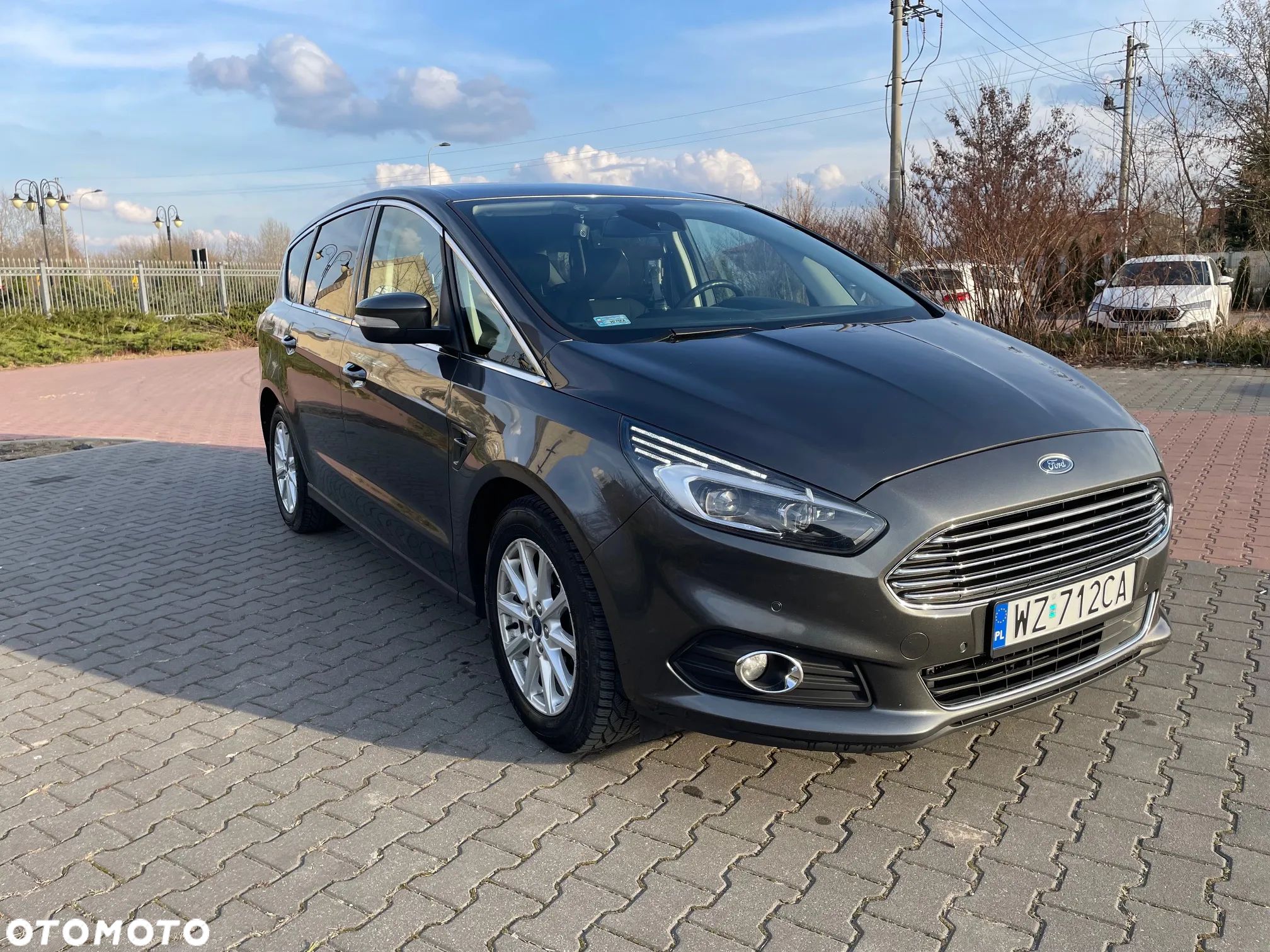 Ford S-Max 2.0 TDCi Titanium PowerShift - 1