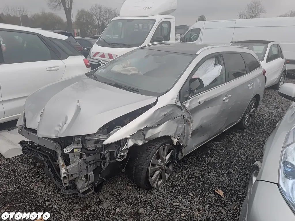 Toyota Auris 1.8 VVT-i Hybrid Automatik Comfort - 10