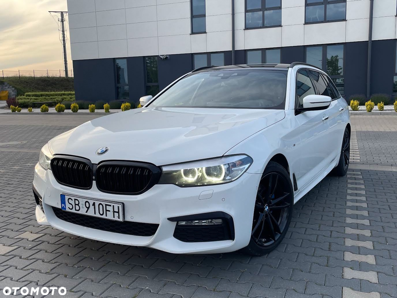 BMW Seria 5 520d xDrive M Sport sport - 2
