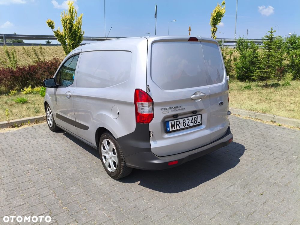 Ford Transit Courier - 7