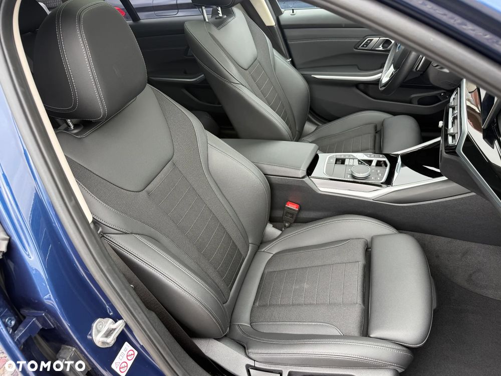 BMW Seria 3 320e M Sport - 21