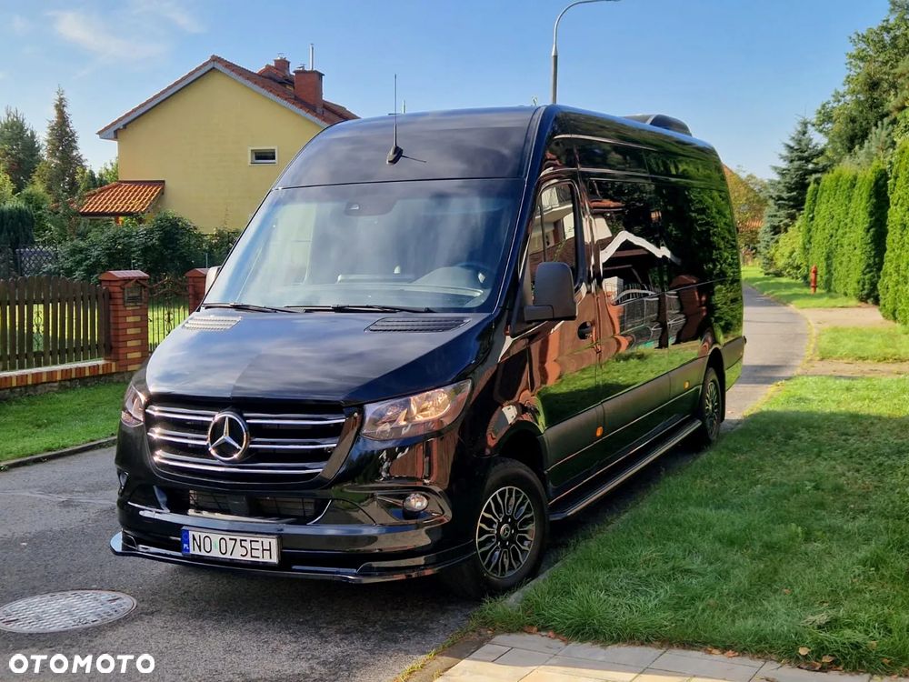 Mercedes-Benz Sprinter - 11