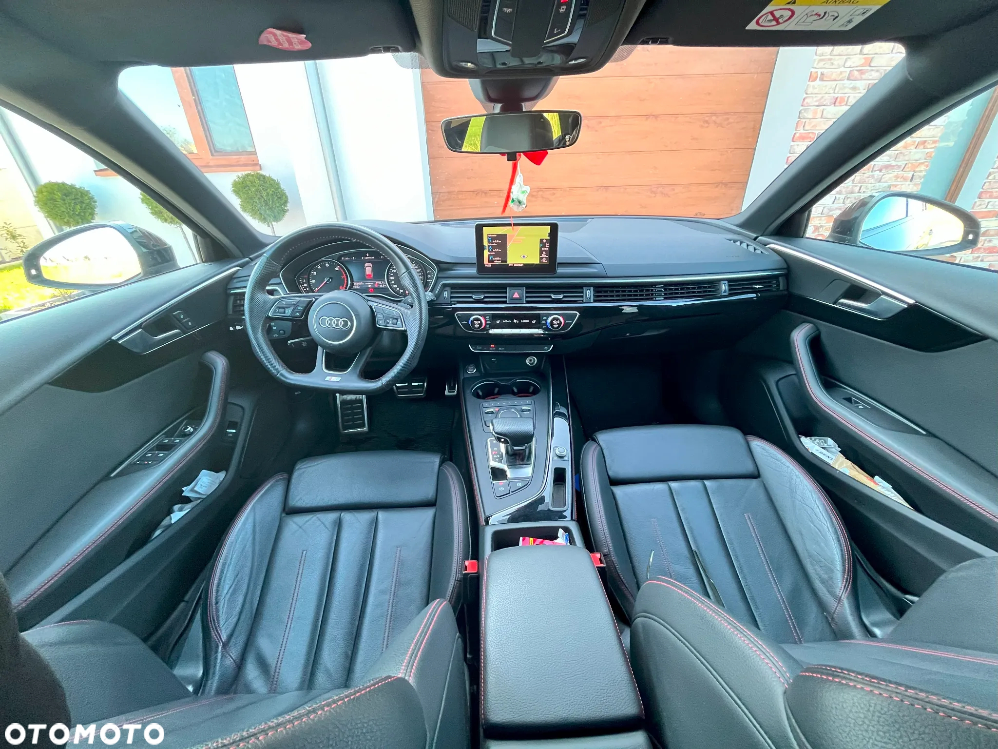 Audi A4 Avant 40 TFSI S tronic - 10