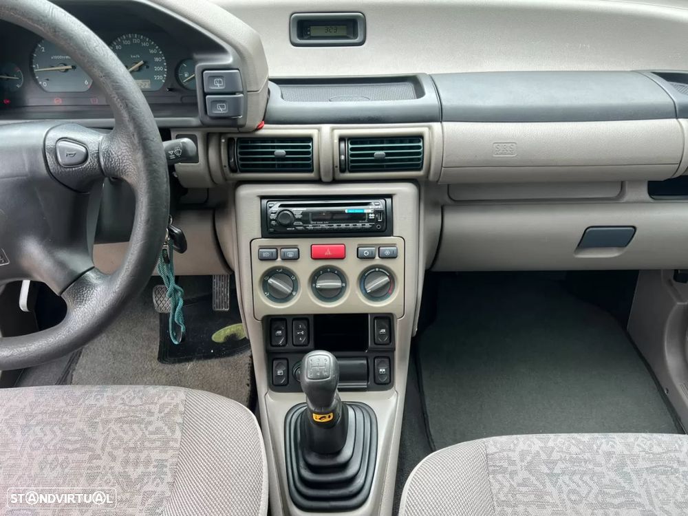 Land Rover Freelander 2.0 di - 11
