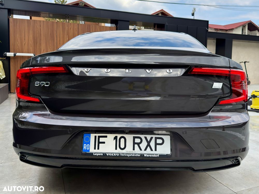 Volvo S90 Recharge T8 AWD Core - 32