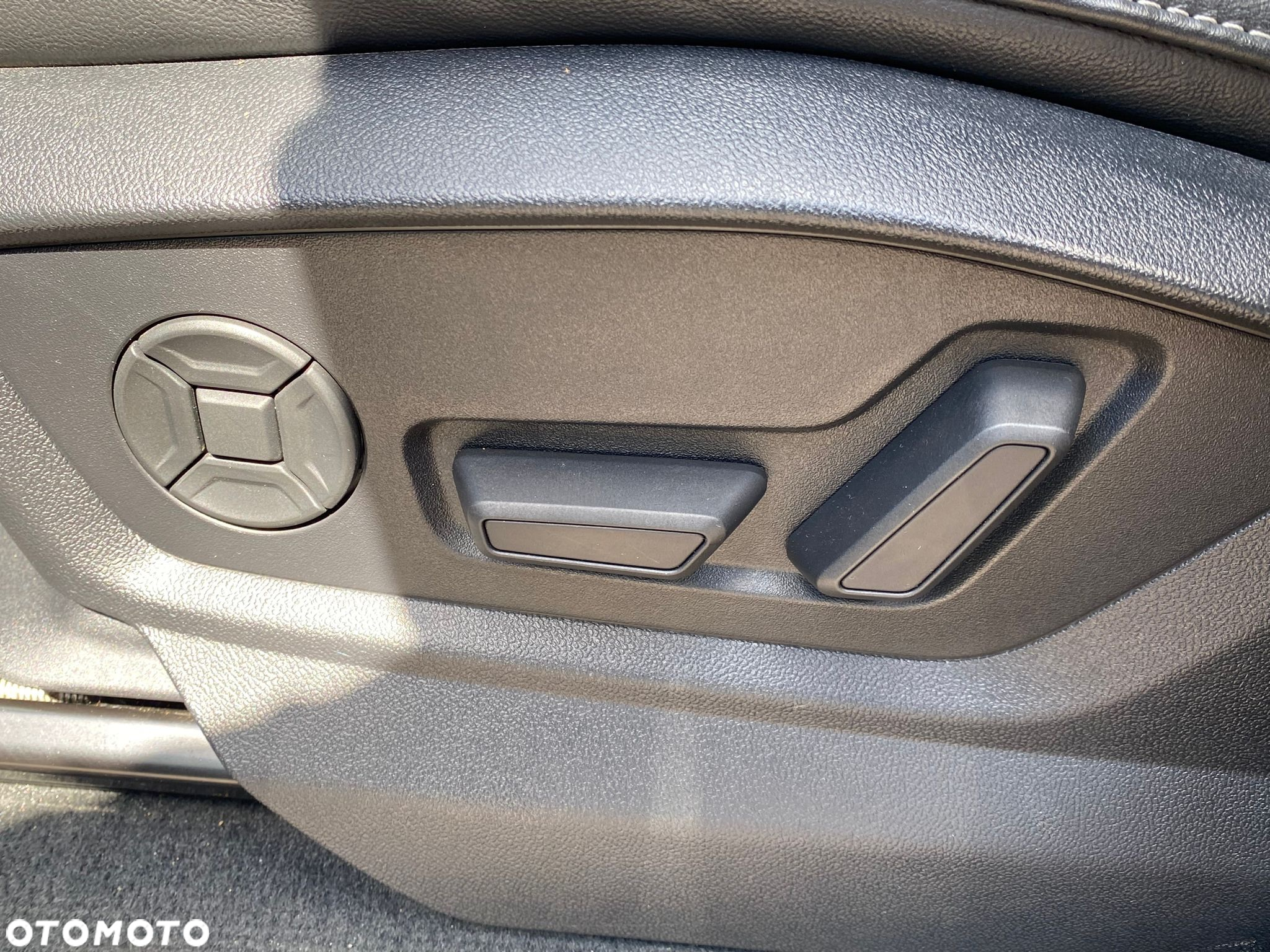 Audi Q7 55 TFSI mHEV Quattro S Line Tiptr - 23
