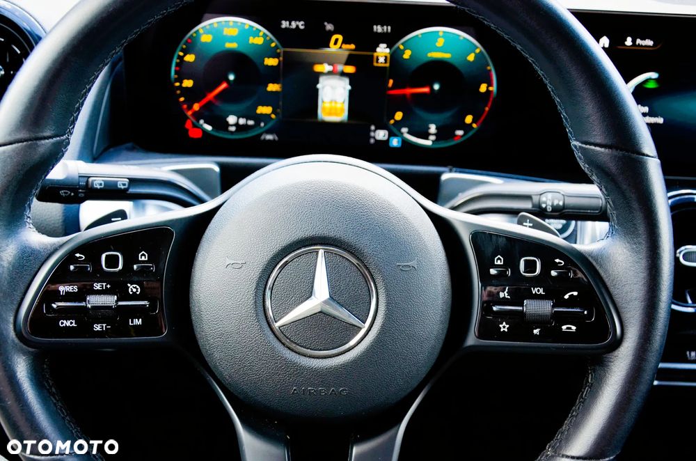 Mercedes-Benz GLB 200 d 8G-DCT - 26