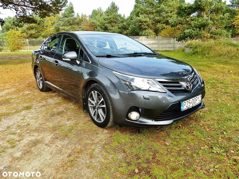 Toyota Avensis 2013 photo 3
