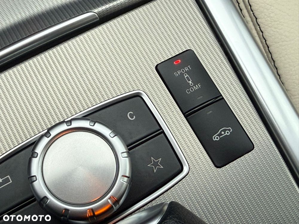 Mercedes-Benz Klasa E 350 T BlueTEC 4Matic 7G-TRONIC Avantgarde - 22