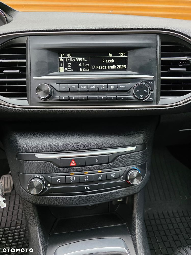 Peugeot 308 1.5 BlueHDi Business Line S&S - 27