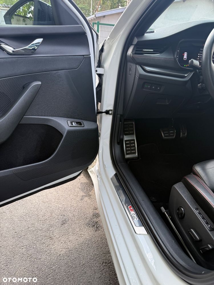 Skoda Octavia 2.0 TDI DSG 4x4 RS Plus - 15
