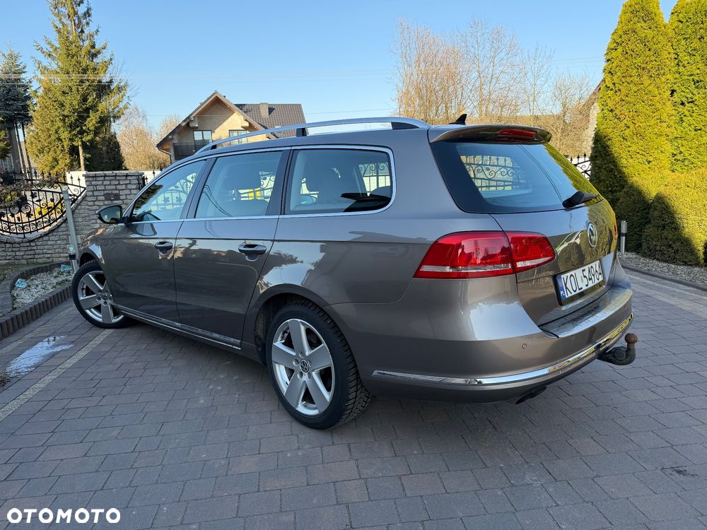 Volkswagen Passat 2.0 Blue TDI SCR Trendline - 9