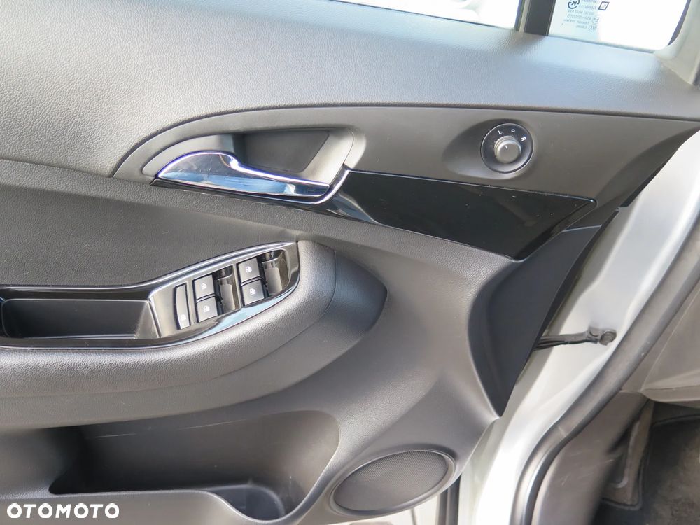 Chevrolet Orlando - 14