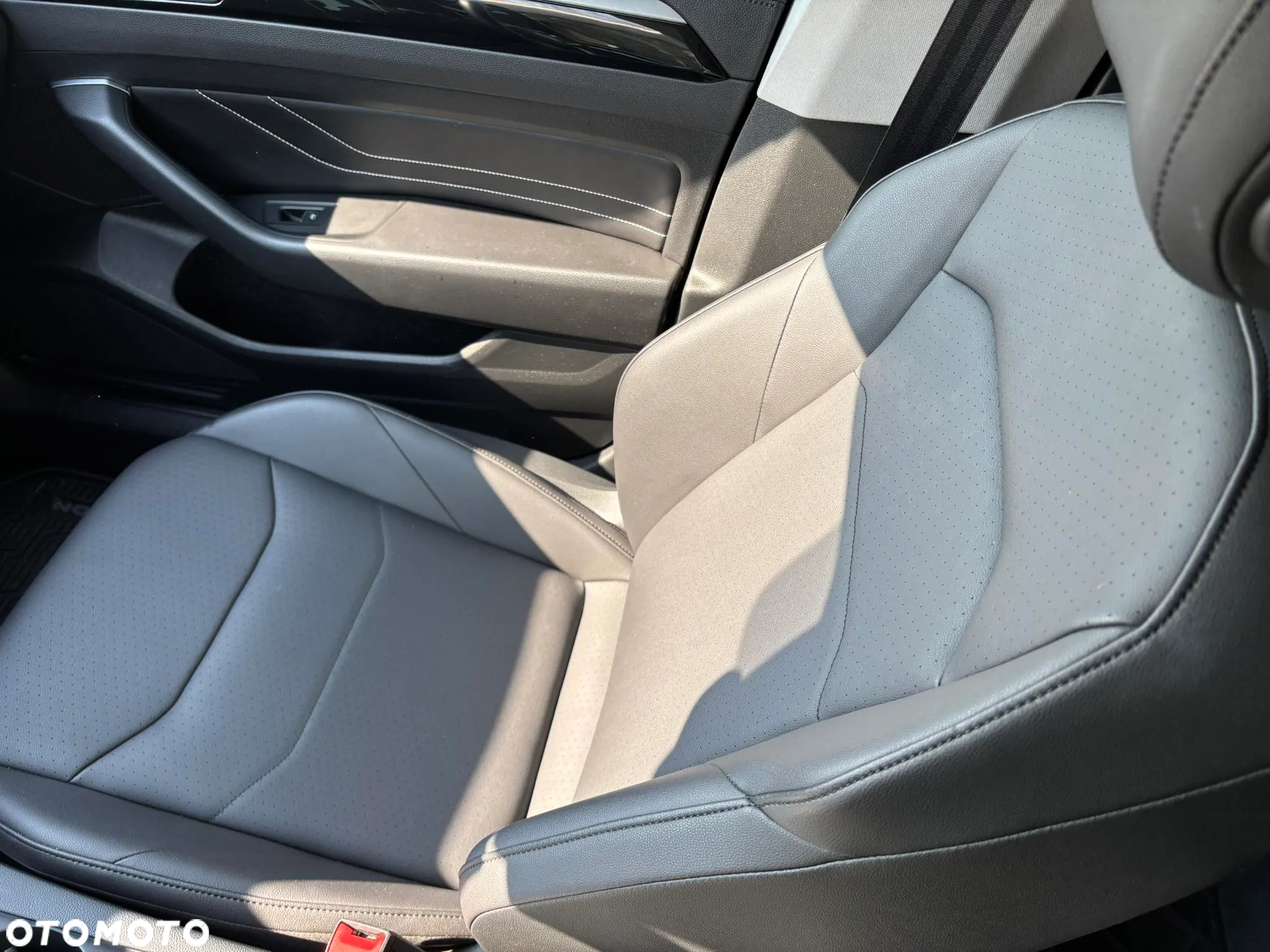 Volkswagen Arteon - 12