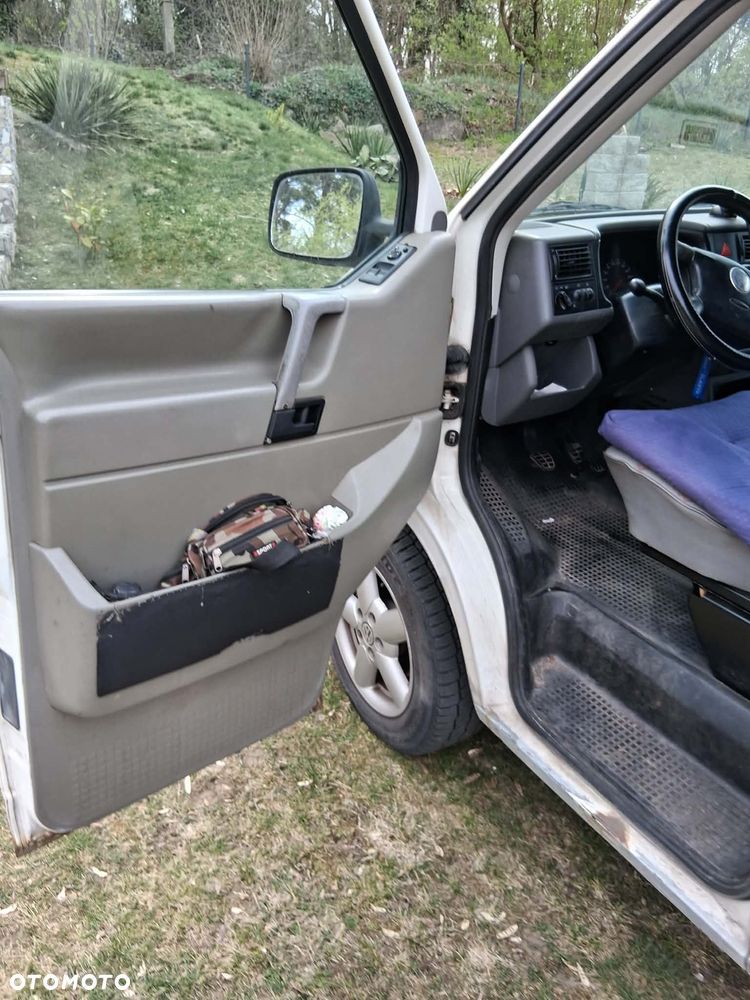 Volkswagen Transporter - 8