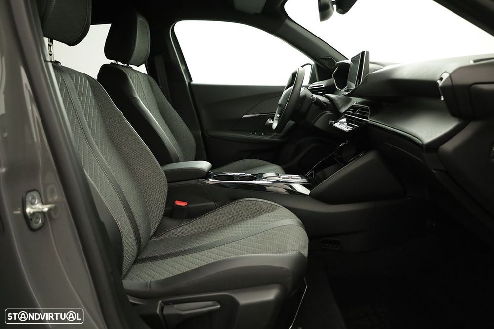 Peugeot e-2008 50 kWh Allure - 22