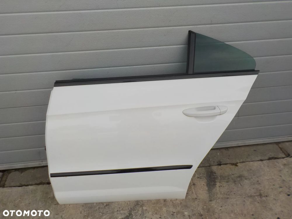 VOLKSWAGEN PASSAT CC DRZWI LEWE TYŁ TYLNE - 1