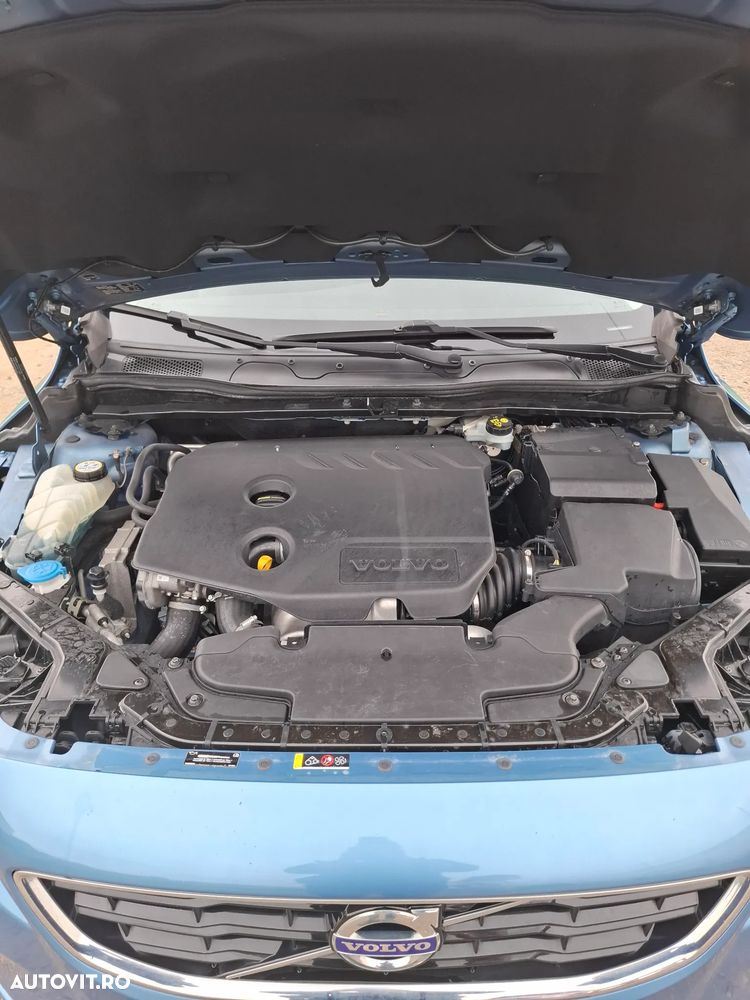 Volvo V40 D2 ECO Summum - 2
