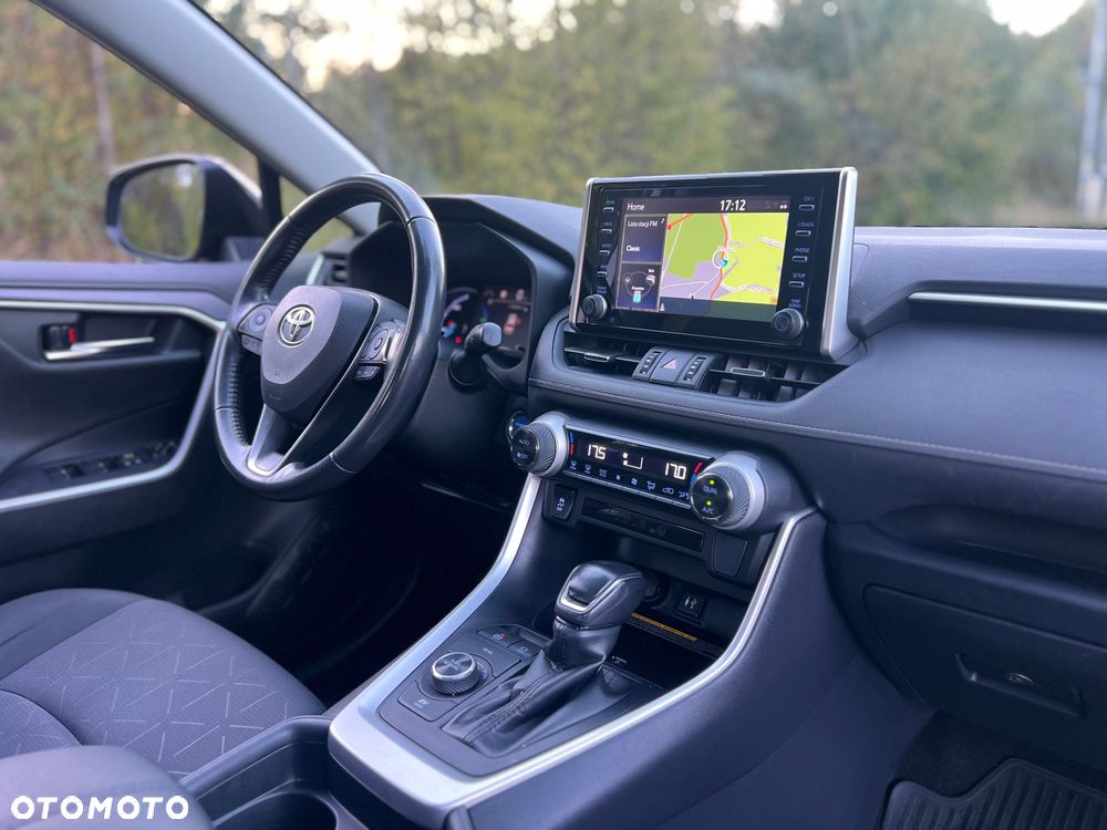 Toyota RAV4 - 23