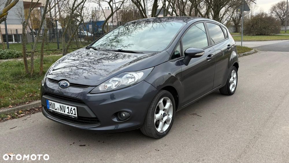 Ford Fiesta 1.25 Celebration - 1