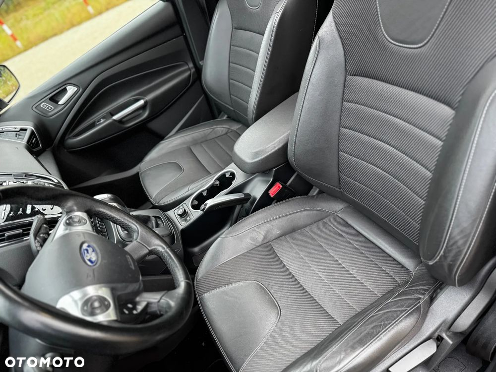 Ford Kuga 2.0 TDCi 4x4 Individual - 23