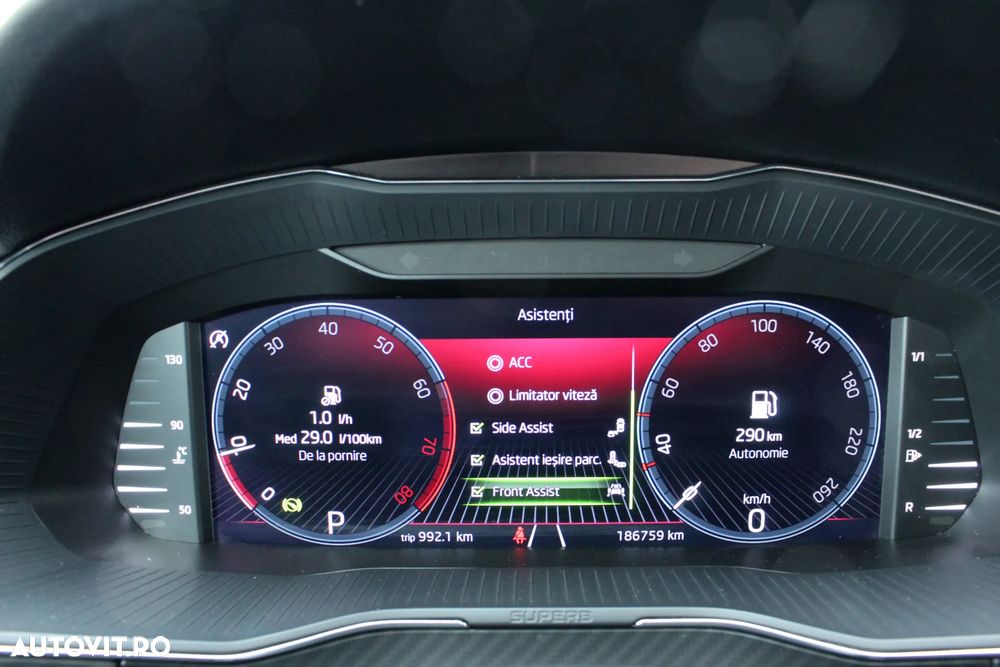 Skoda Superb 1.5 TSI DSG Sportline - 32