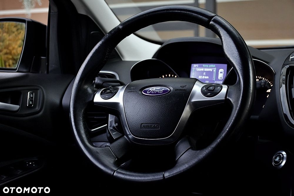 Ford Kuga 2.0 TDCi 4x4 Titanium - 20