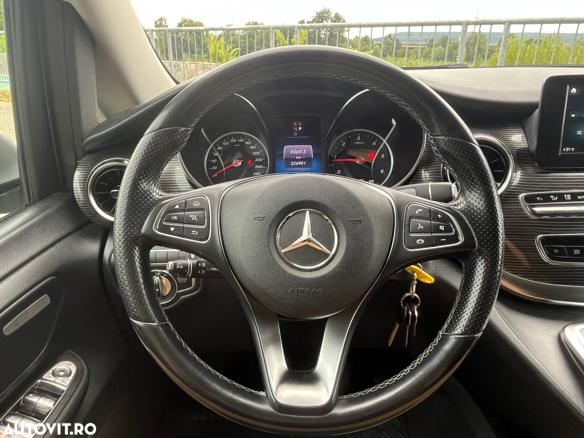 Mercedes-Benz V 220 d Combi Lung 163 CP RWD 9AT Avantgarde - 33