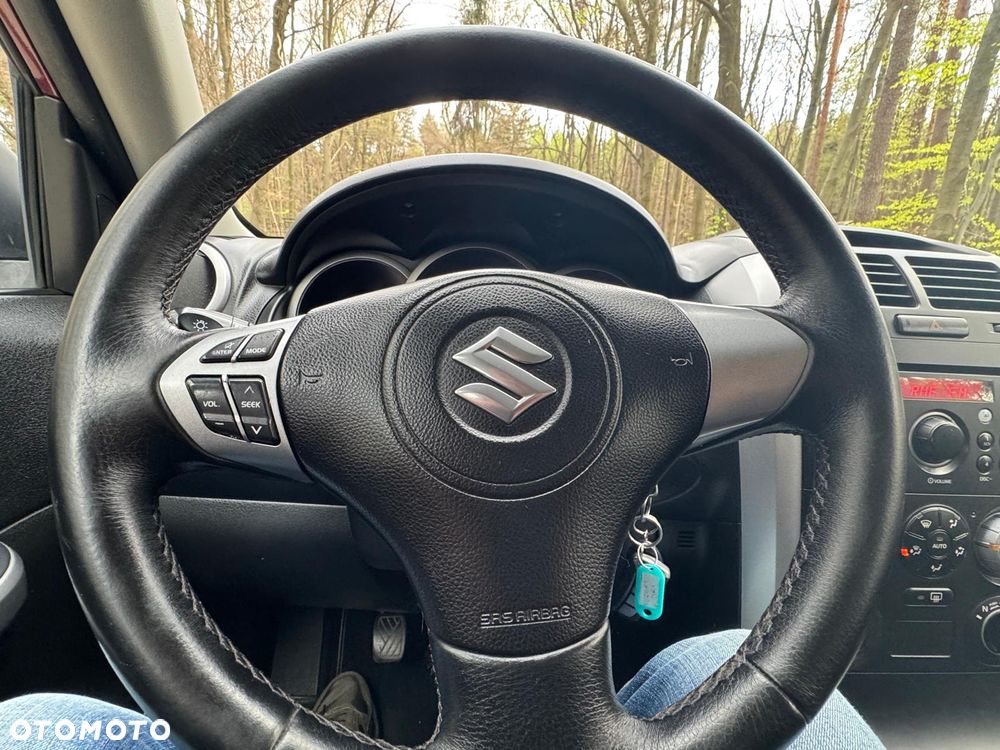 Suzuki Grand Vitara - 23