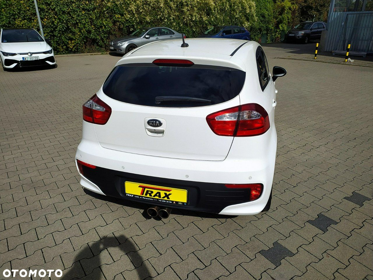 Kia Rio - 12