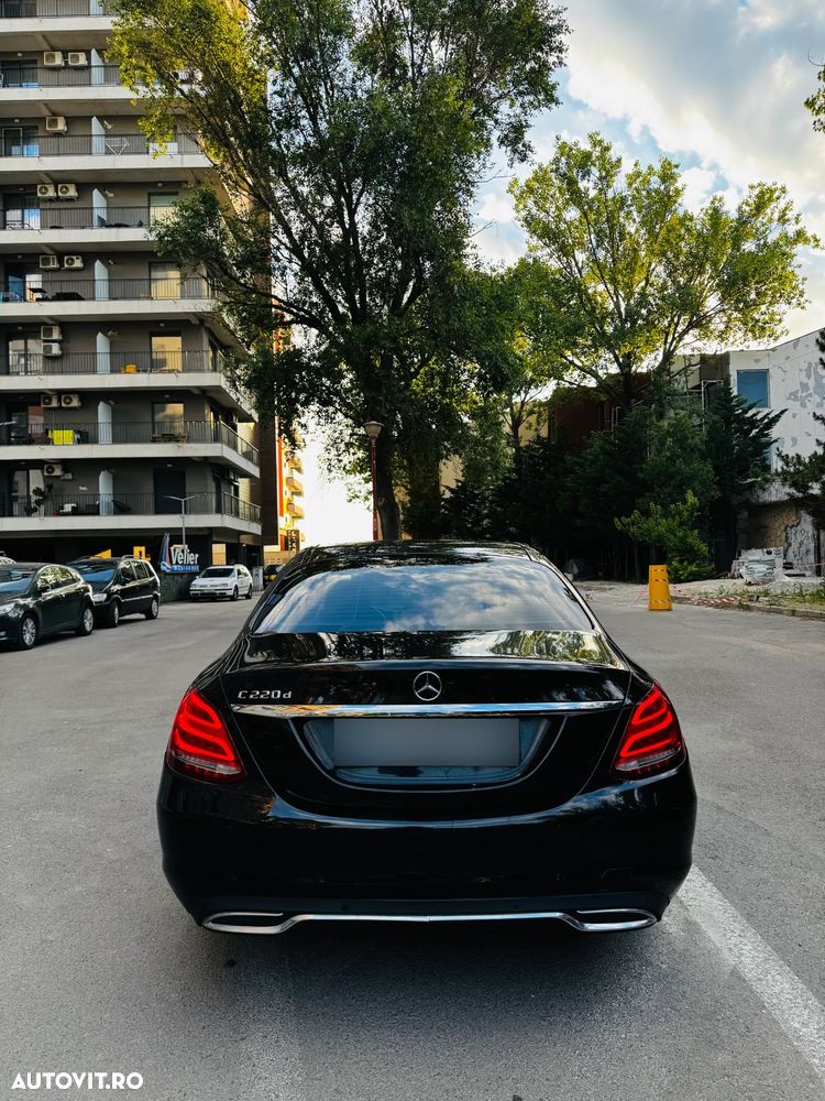 MERCEDES-BENZ Clasa C