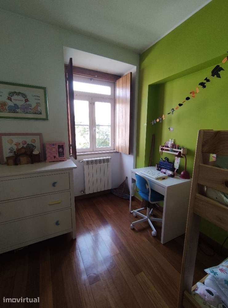 Fantástico T2, prédio recente com garagem e elevador na Ajuda (Lisboa) - Grande imagem: 3/25