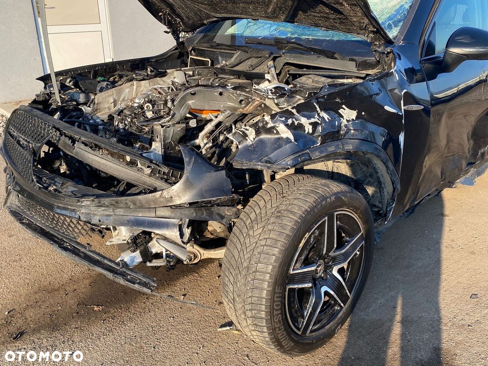 Mercedes-Benz GLC 300 de PHEV 4-Matic AMG Line - 8