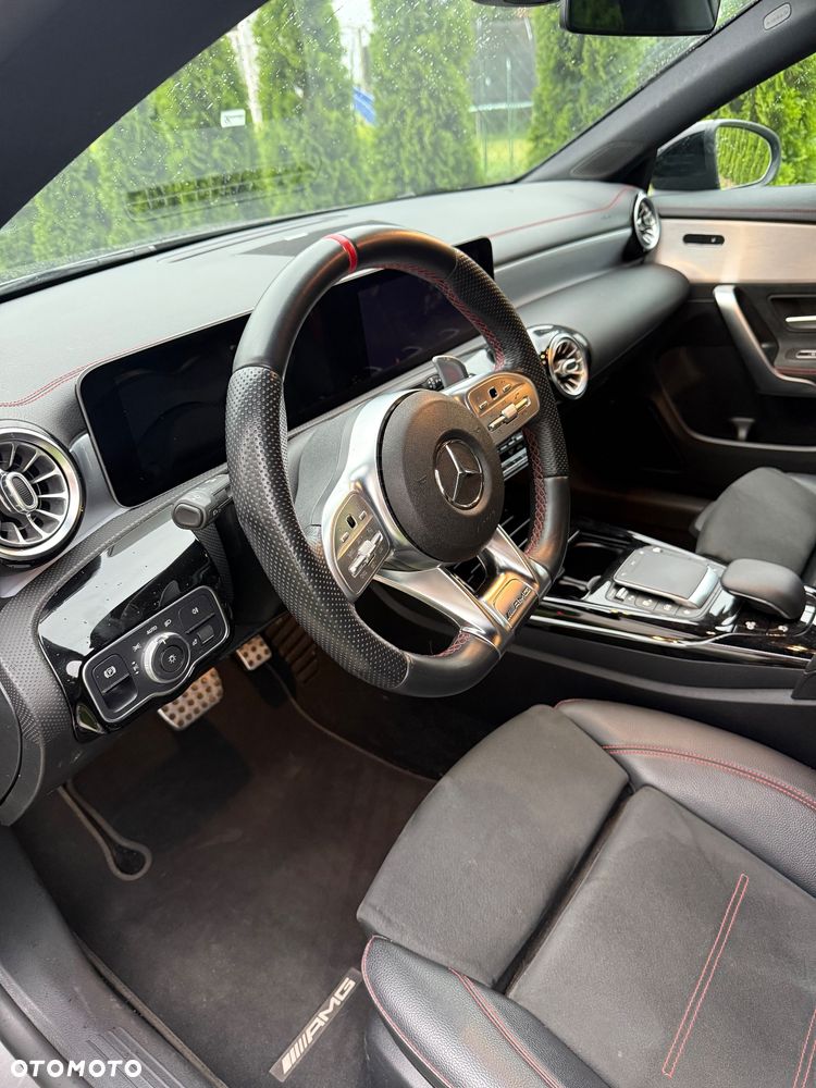 Mercedes-Benz CLA - 17