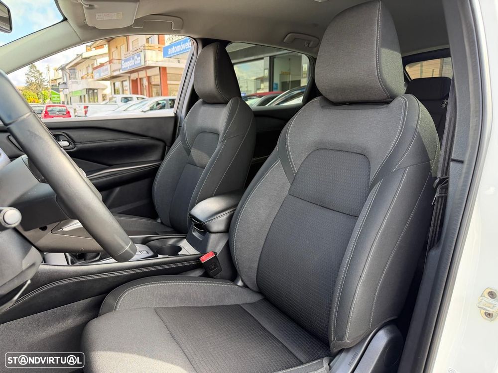 Nissan Qashqai 1.3 DIG-T N-Connecta LED - 9