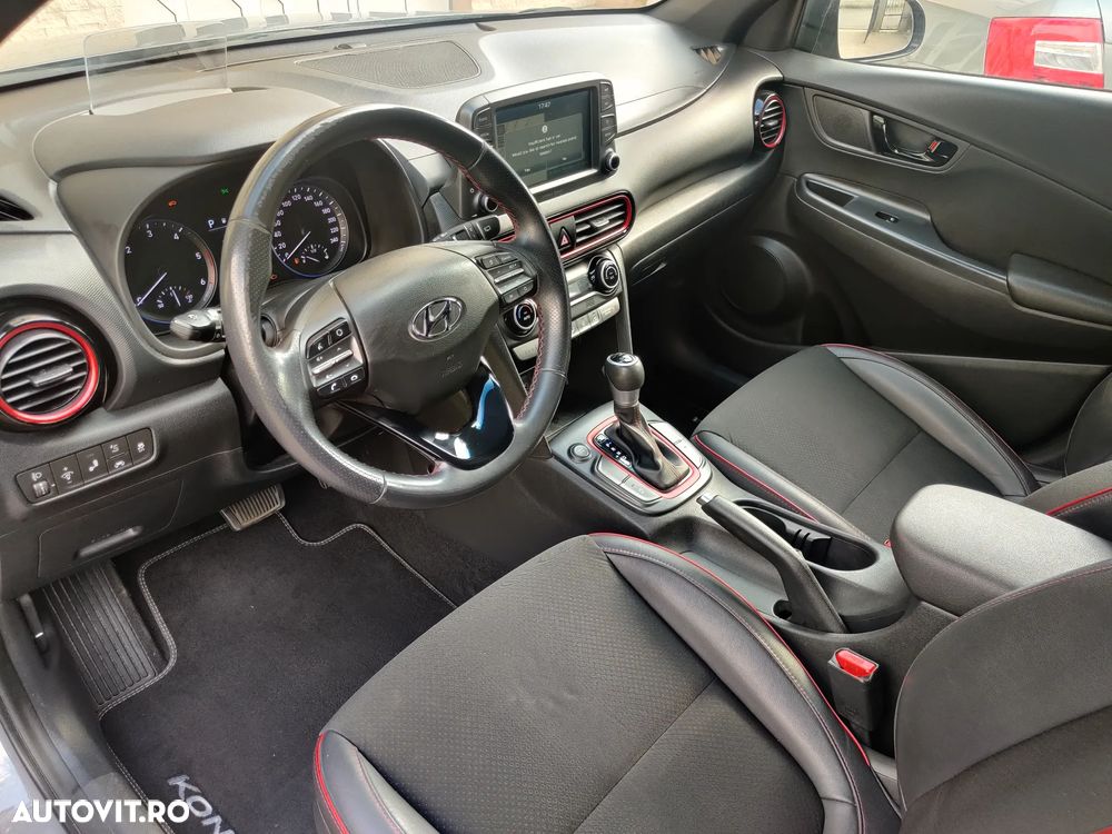 Hyundai KONA - 7