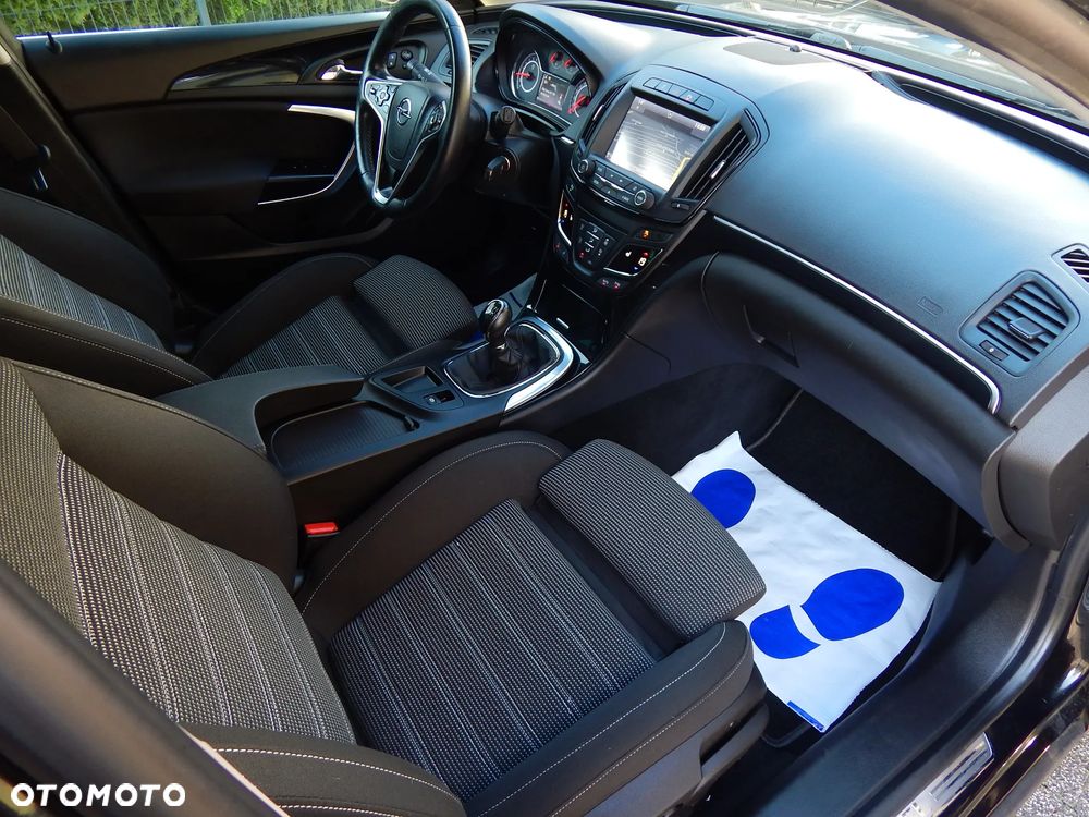 Opel Insignia 1.4 T Cosmo S&S - 12