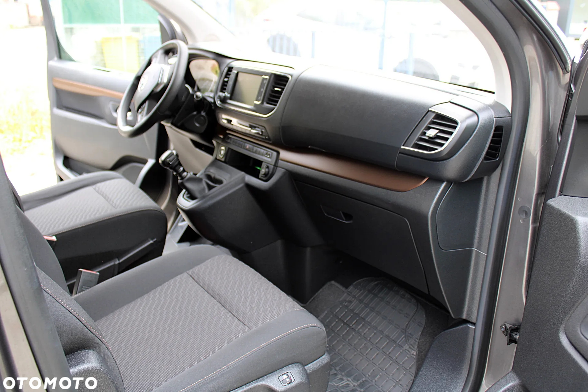 Toyota Proace Verso - 11