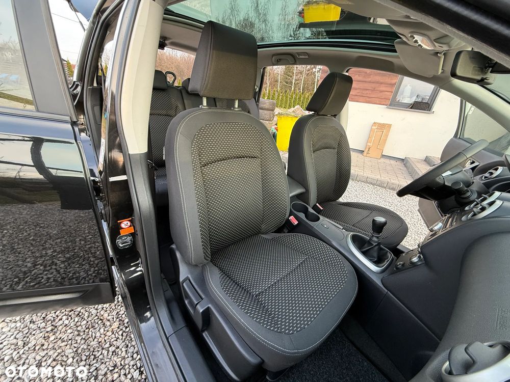 Nissan Qashqai+2 - 27