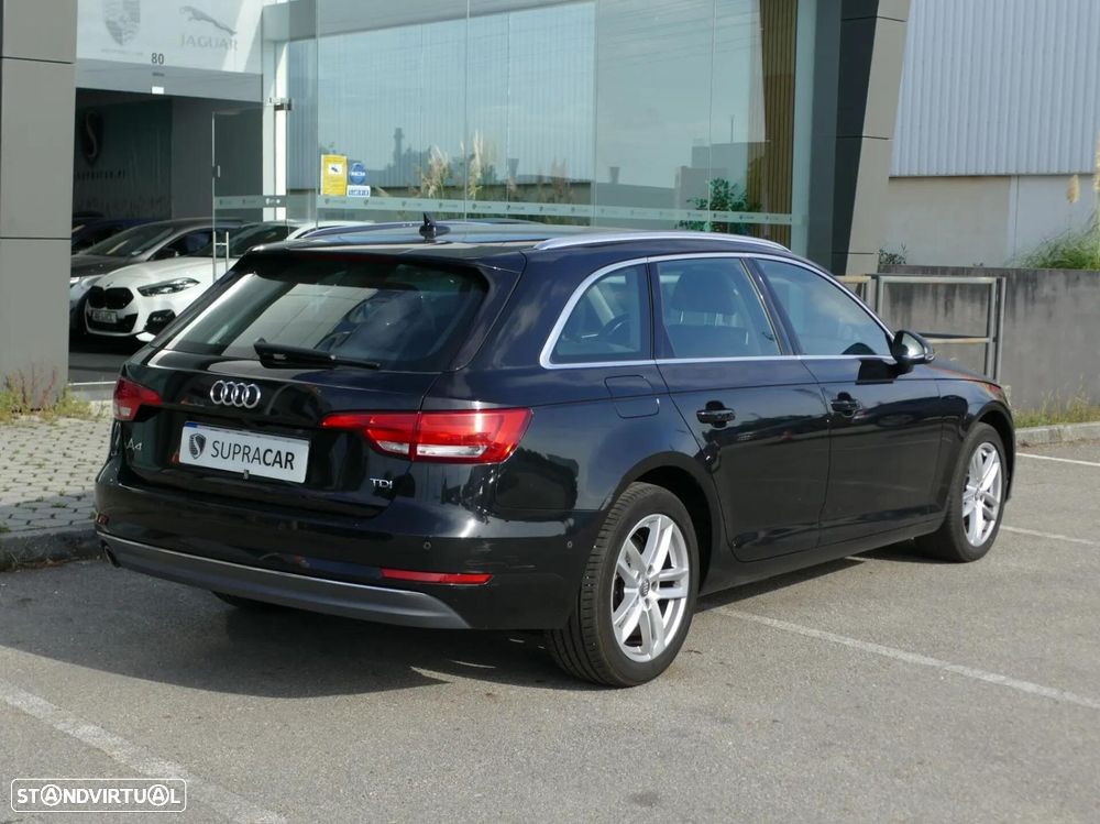 Audi A4 Avant 2.0 TDI Advance - 5