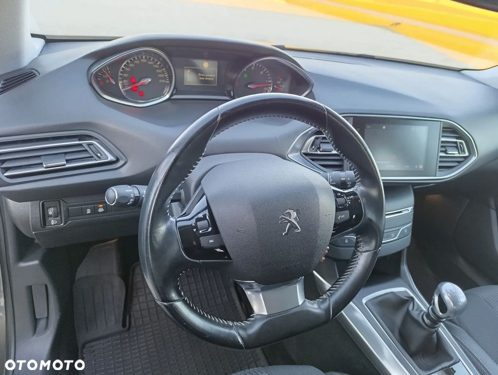 Peugeot 308 1.6 BlueHDi Active S&S - 9