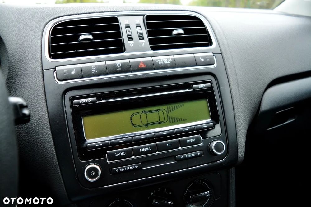 Volkswagen Polo 1.4 DSG Comfortline - 8