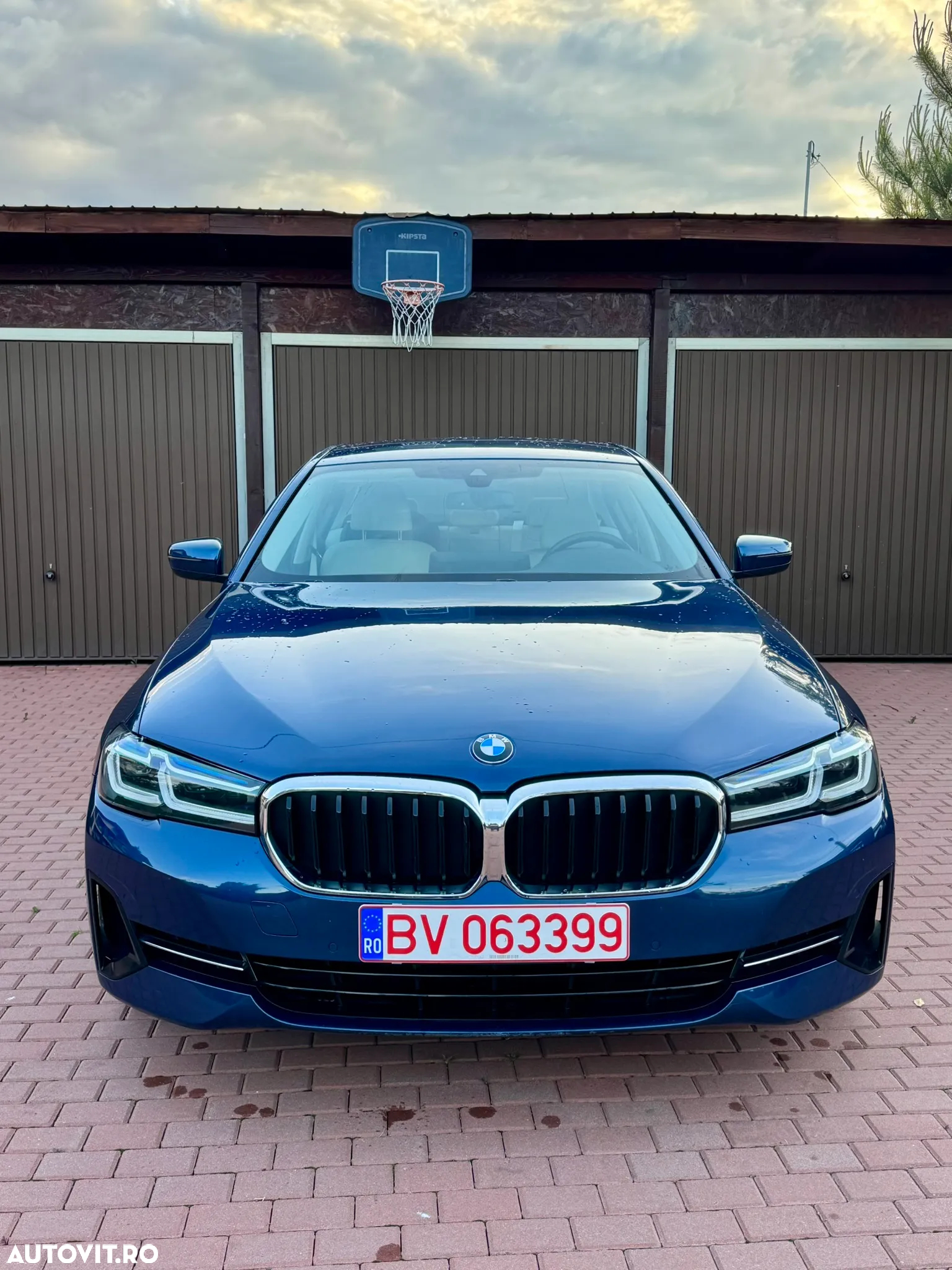 BMW Seria 5 520i AT MHEV - 3