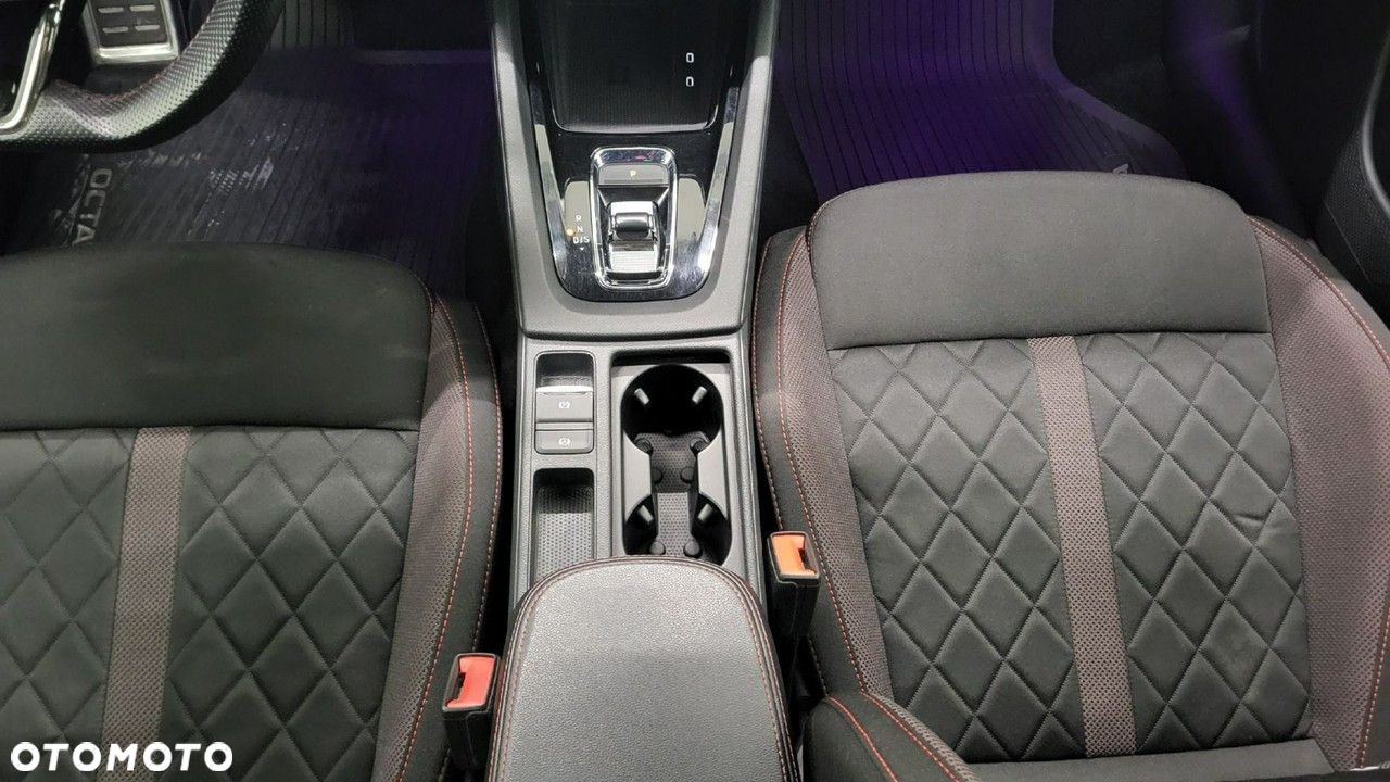 Skoda Octavia - 21